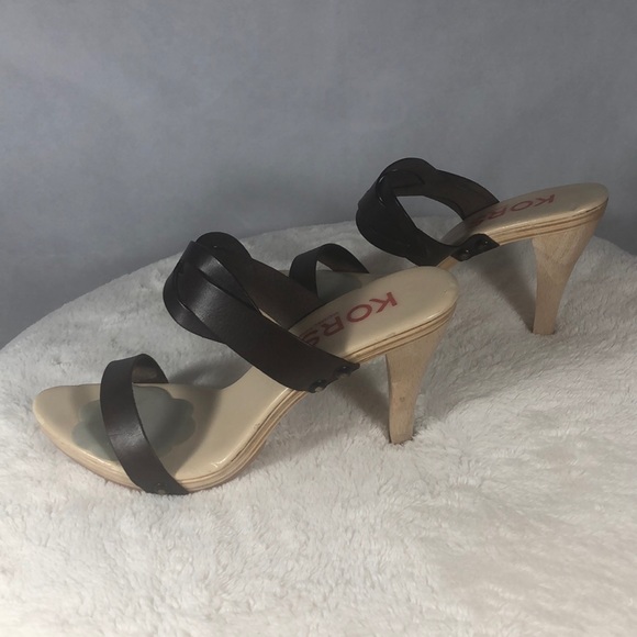 Michael Kors Shoes - MICHAEL KORS, Sandal ,Size 9 , Brown & Cream Color